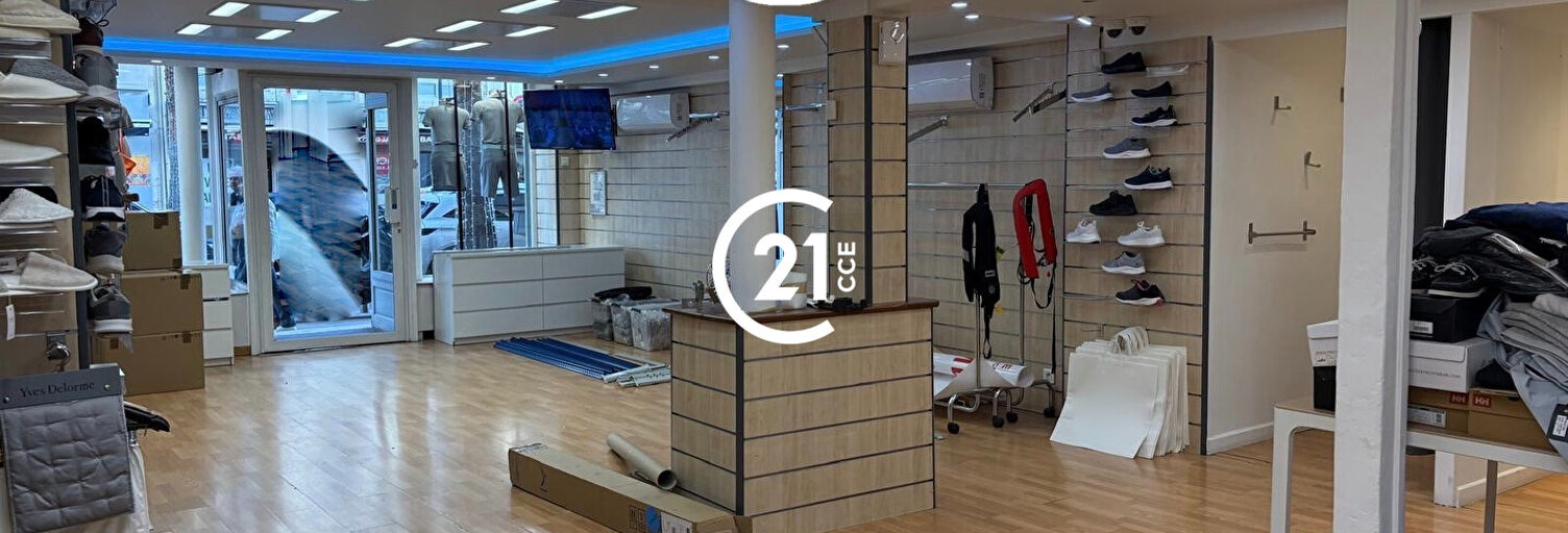 Commerce  197 m² à louer à Cannes (06400)