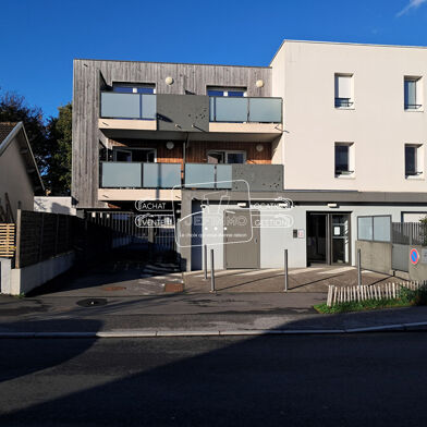 Appartement 3 pièces 261960 €