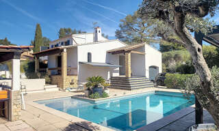 Maison 5 Pièces 150 m² à louer à Sanary-sur-Mer (83110)