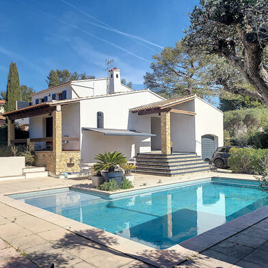 Maison 5 pièces 2950 €