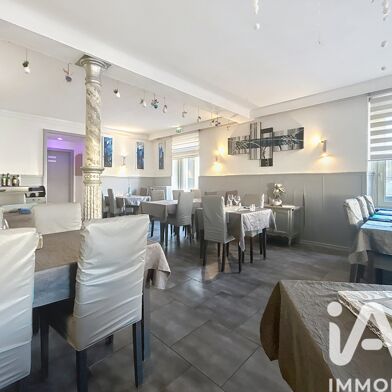 Immeuble  677000 €