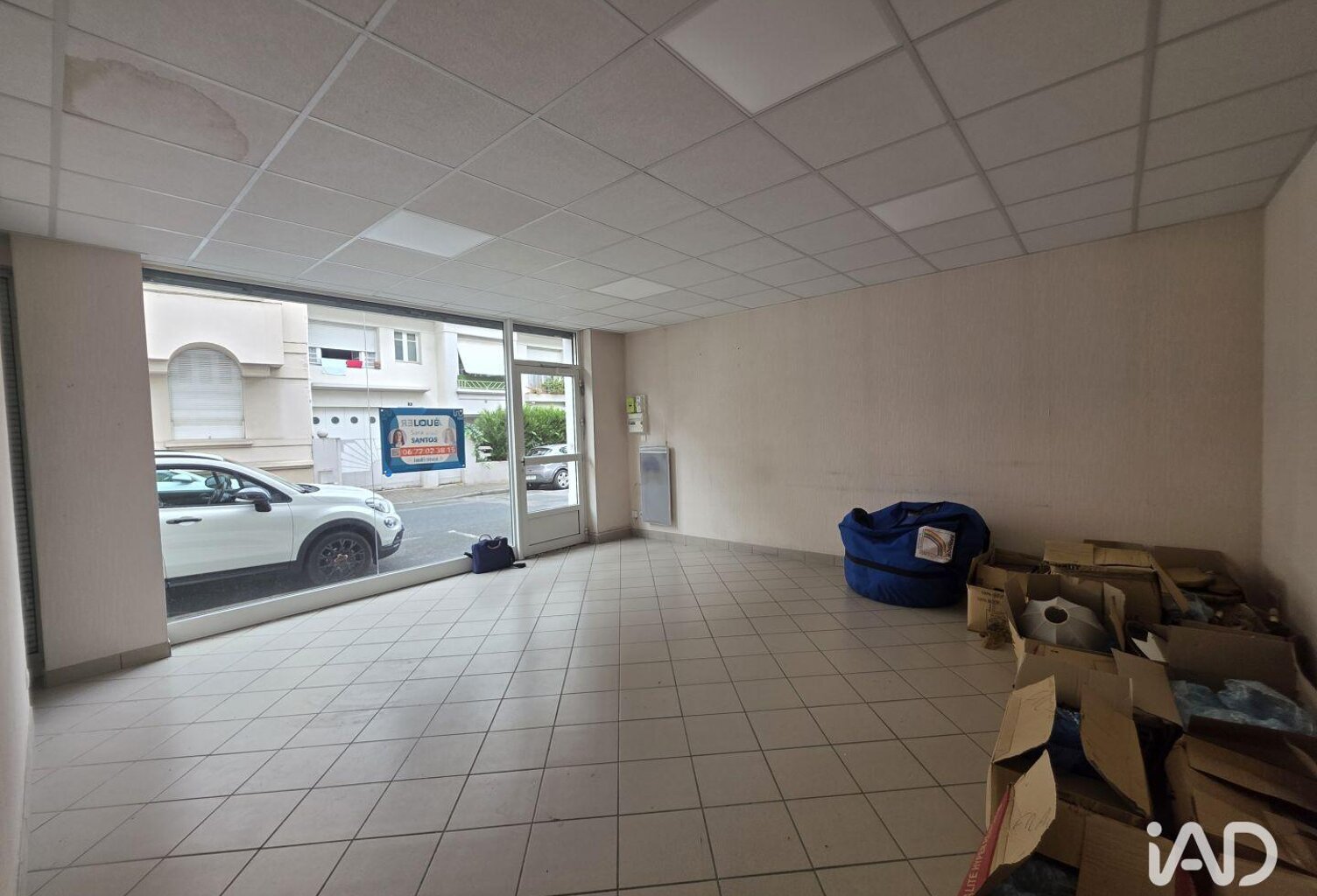 Location Local d'activités 31 m&sup2; — photo 1