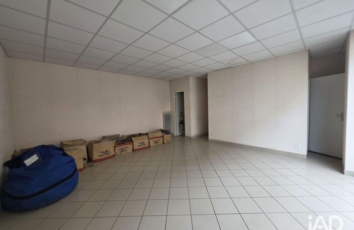 Location Local d'activités 31 m&sup2; — photo 2