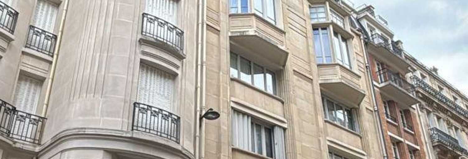 Appartement 2 Pièces 47 m² à louer à Paris 8 (75008)