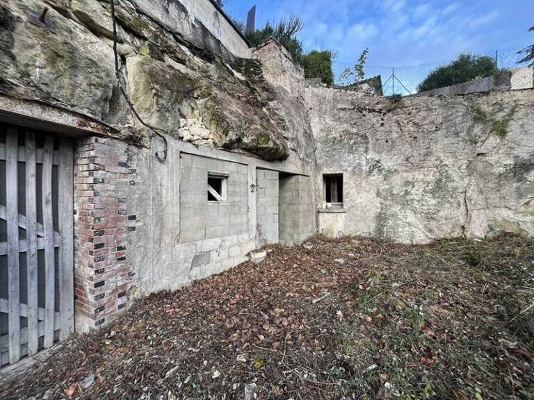 Maison en pierre de 3 pièces principales — photo 1