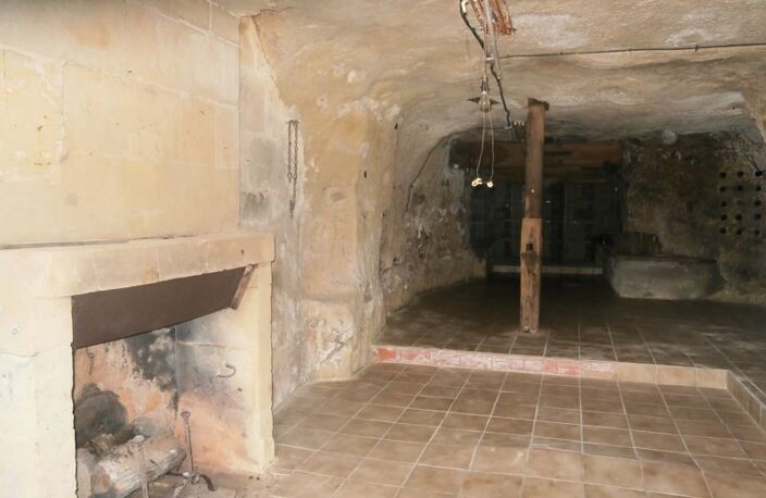 Maison en pierre de 3 pièces principales — photo 2