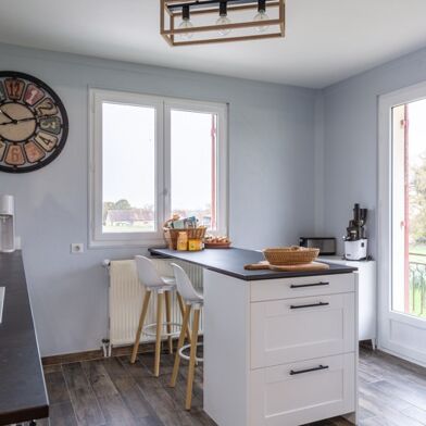 Maison 8 pièces 241960 €