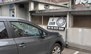 Garage  10 m² à louer à Grenoble (38000)