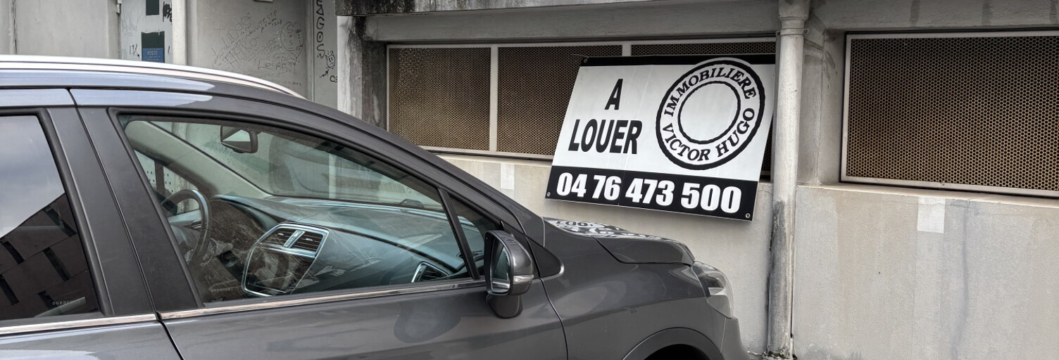 Garage  10 m² à louer à Grenoble (38000)