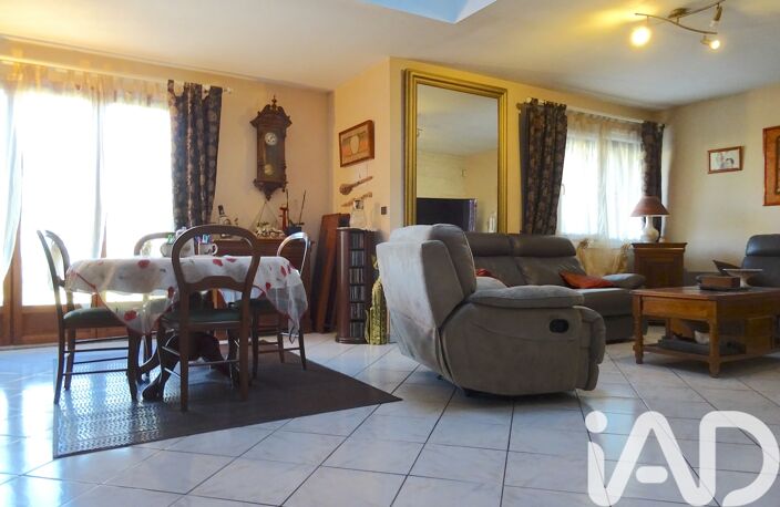 Vente Maison/villa 5 pièces — photo 2