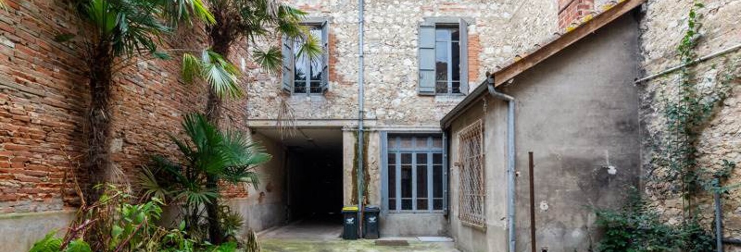 Immeuble   m² à vendre à Valence (82400)