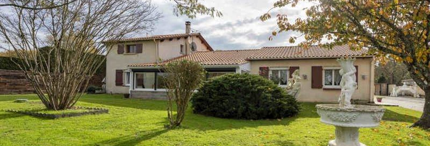 Maison 11 Pièces 226 m² à vendre à Clérac (17270)