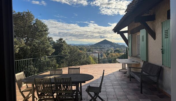 Villa / Maison 6 pièces  à vendre Vidauban 83550