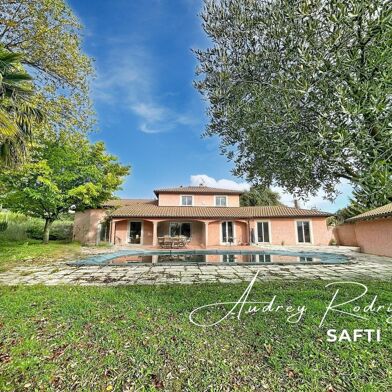 Maison 10 pièces 495000 €