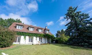 Maison 8 Pièces 191 m² à vendre à Bourges (18000)