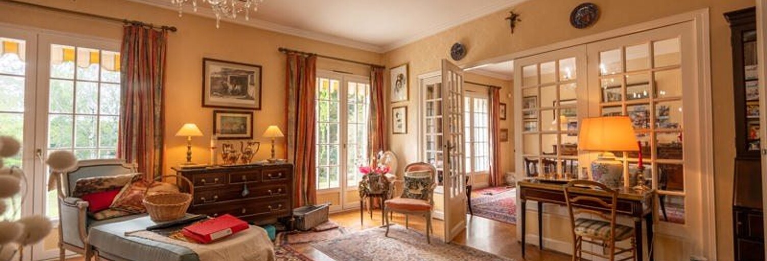 Maison 8 Pièces 191 m² à vendre à Bourges (18000)