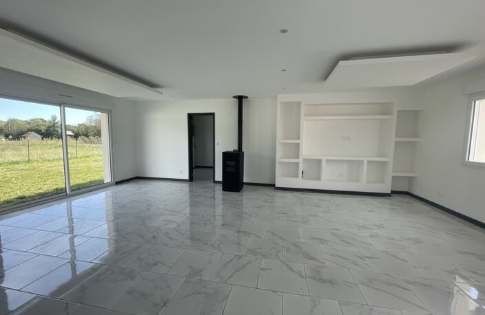 Vente maison 4 pièces 92 m² Gy-en-Sologne (41230) — photo 4