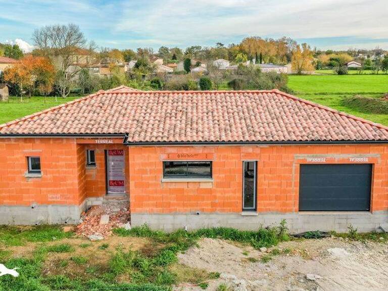 Villa de 5 pièces principales — photo 1