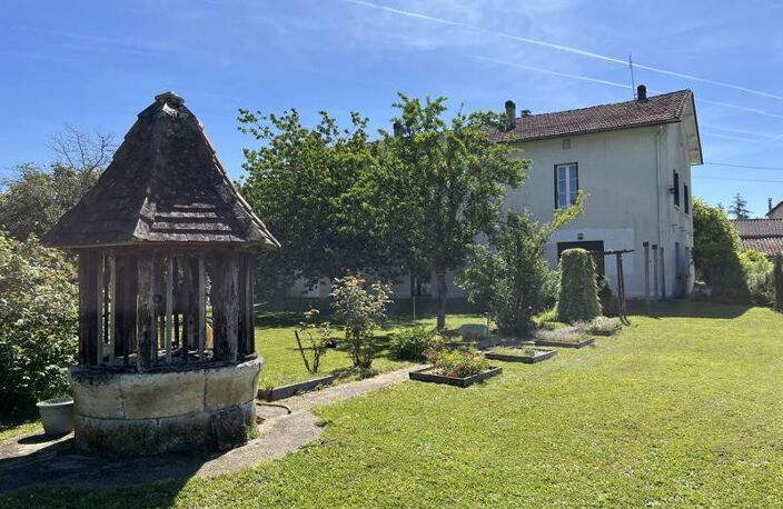 Maison de bourg de 8 pièces principales — photo 2