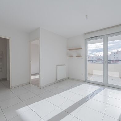 Appartement 2 pièces 160000 €