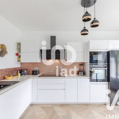 Maison 5 pièces 399900 €