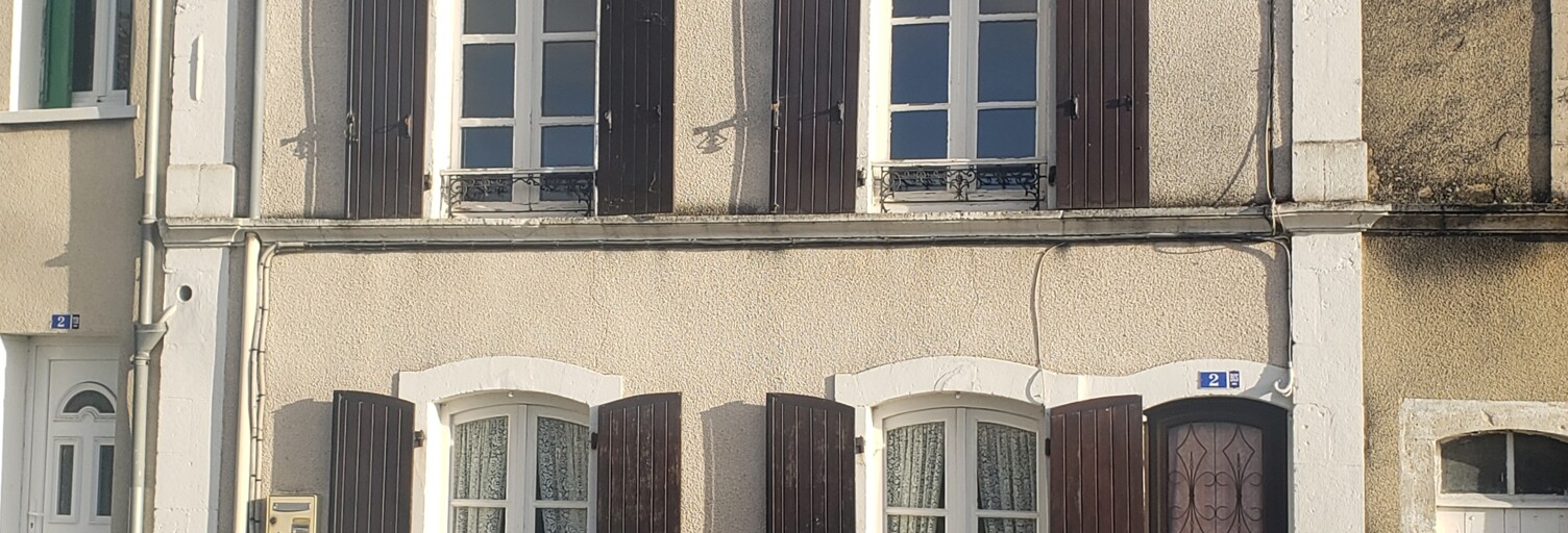 Maison 4 Pièces 82 m² à vendre à Ruffec (16700)