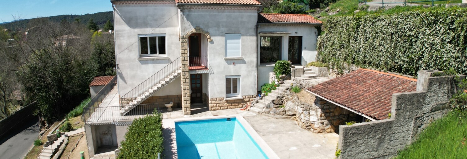 Maison 8 Pièces 205 m² à vendre à Aubenas (07200)