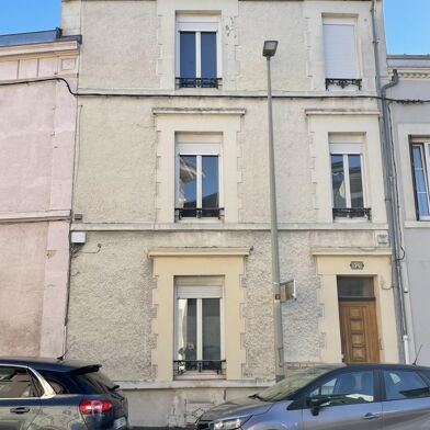 Immeuble  360000 €