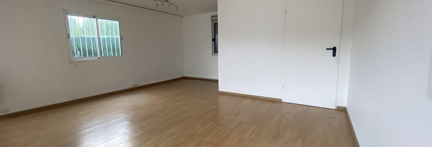 Bureau  56 m² à louer à Meaux (77100)