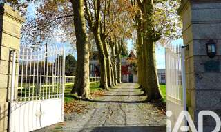 Maison 11 Pièces 380 m² à vendre à Saint-Mesmin (85700)