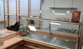 Commerce  210 m² à vendre à Ger (50850)