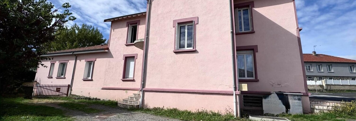 Immeuble  230 m² à vendre à Charbonnier-les-Mines (63340)