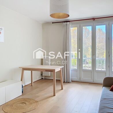 Appartement 4 pièces 136000 €