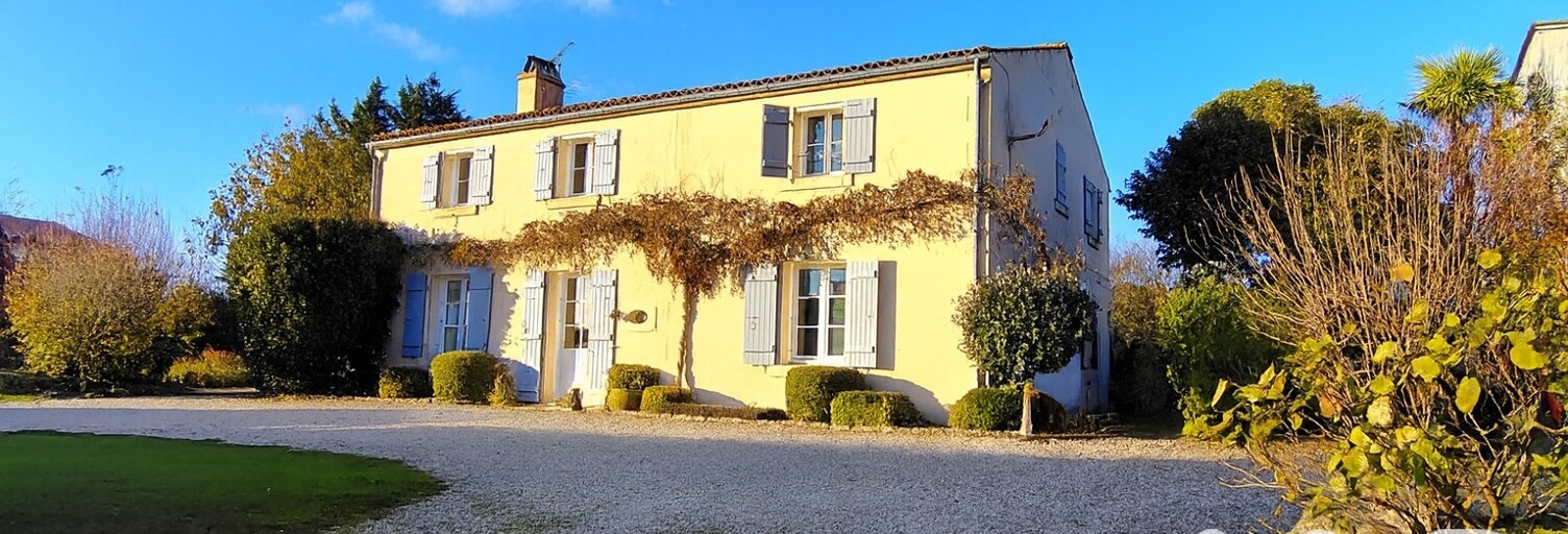 Maison 9 Pièces 170 m² à vendre à Rives-d'Autise (85240)