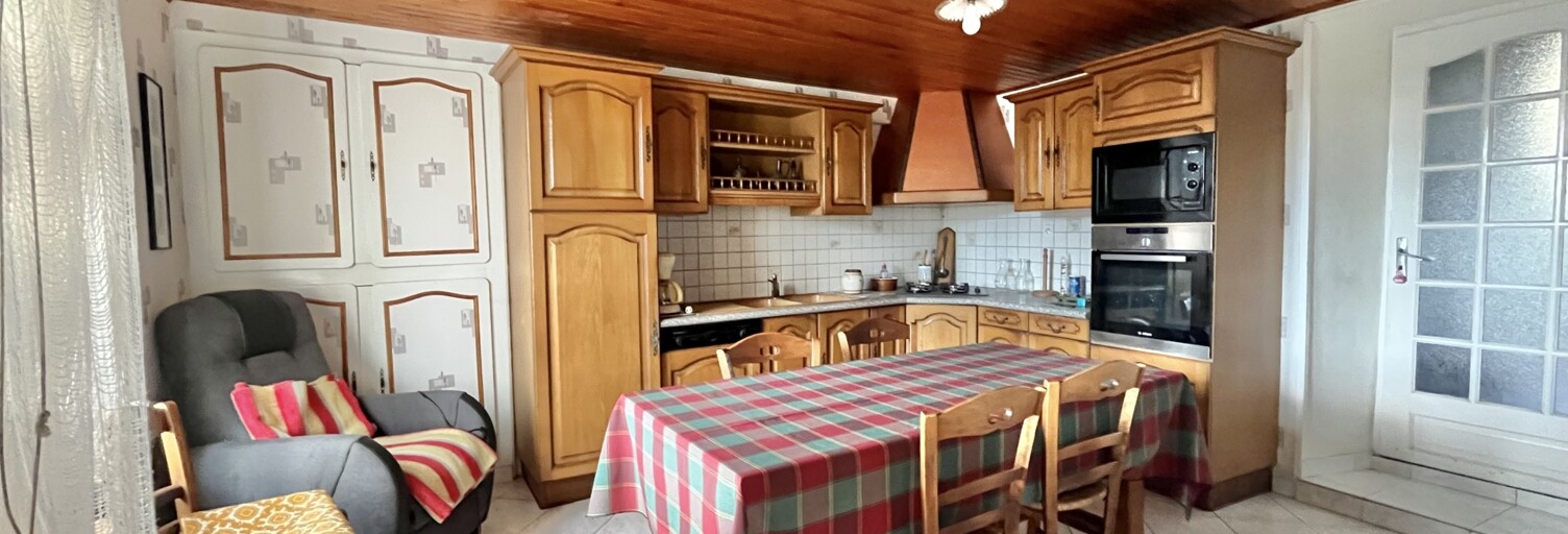 Maison 4 Pièces 97 m² à vendre à Saint-Sauveur-Villages (50490)