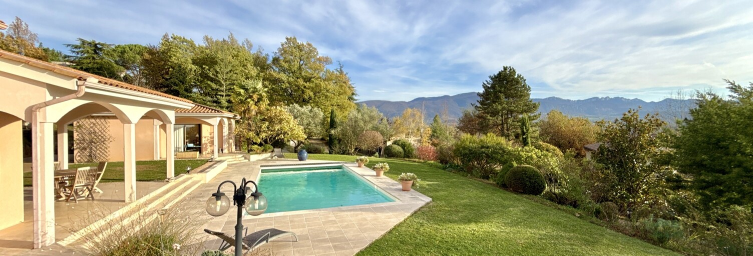 Maison 8 Pièces 210 m² à vendre à Saint-Lattier (38840)