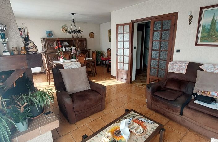 Vente Maison/villa 5 pièces — photo 3