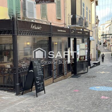 Commerce  515700 €