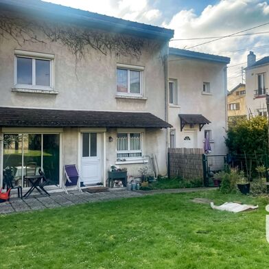Maison 7 pièces 599000 €