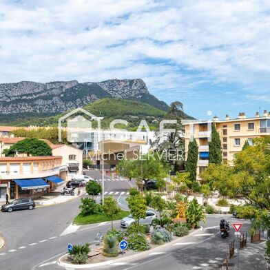 Appartement 4 pièces 220000 €