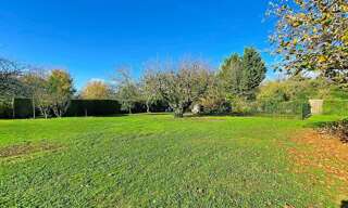 Terrain  900 m² à vendre à Saintes (17100)