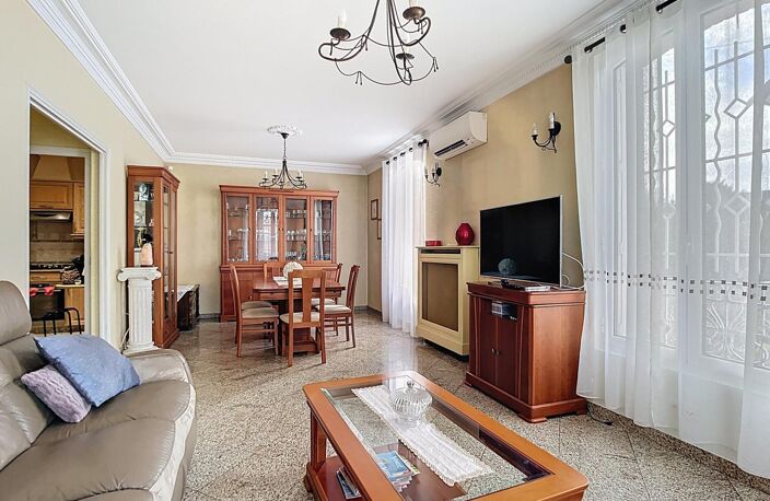 MAISON 7 PIECES - VILLEMOMBLE PLATEAU D'AVRON — photo 3