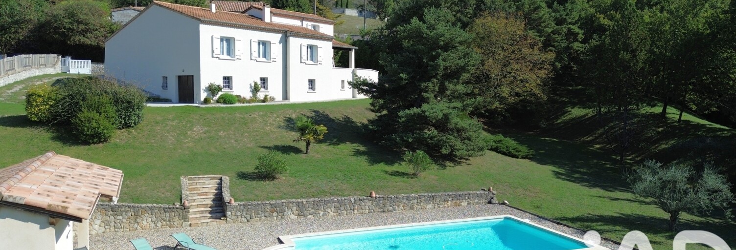 Maison 5 Pièces 137 m² à vendre à Saint-Vincent-de-Barrès (07210)