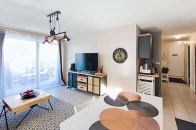 Appartement 5 pièces 261000 €