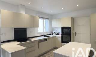 Maison 4 Pièces 83 m² à vendre à Carbon-Blanc (33560)