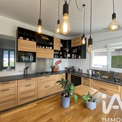 Maison 5 pièces 330000 €