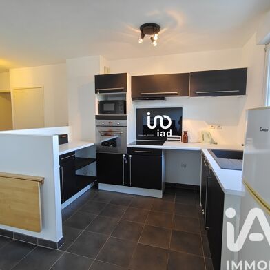 Appartement 3 pièces 990 €