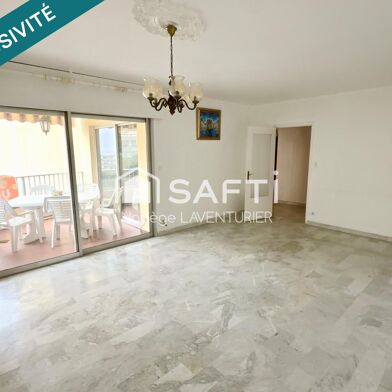 Appartement 4 pièces 275000 €