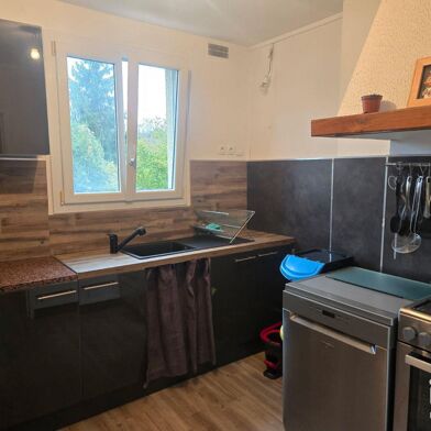 Appartement 4 pièces 855 €