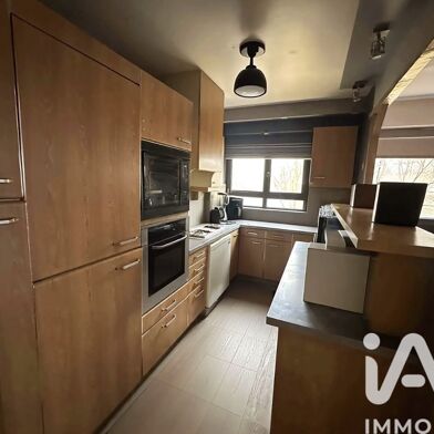 Appartement 4 pièces 225000 €